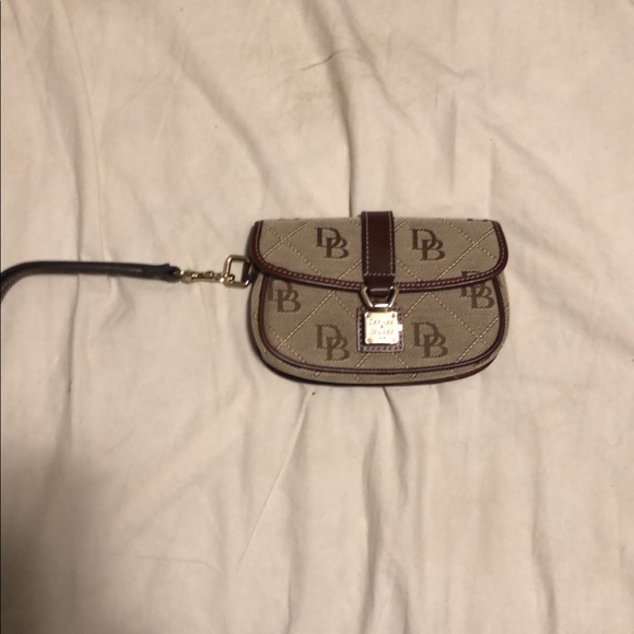 Wristlet by Dooney & Bourke - Picture 3 of 6